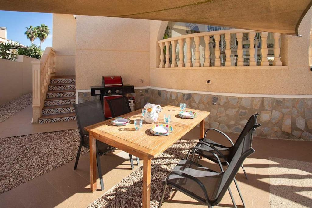 Ch Villa Rio Tajo Рохалес Екстер'єр фото